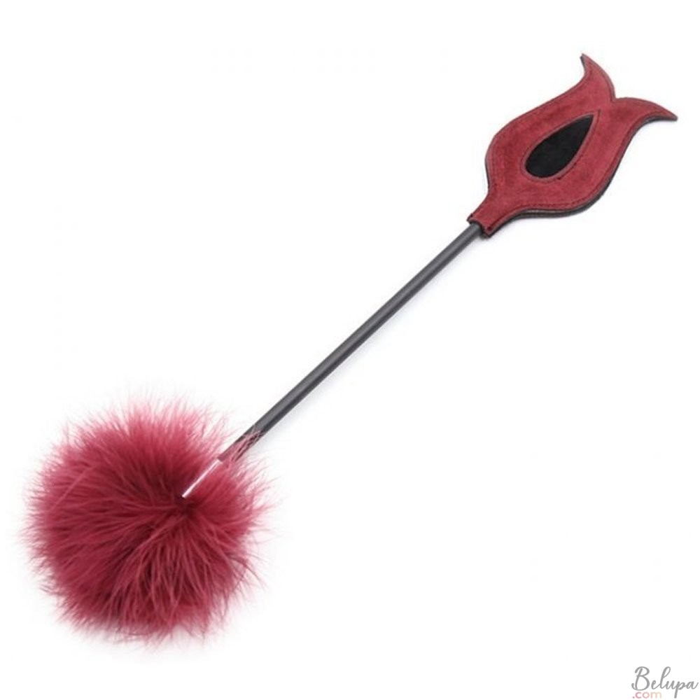 Feather Tickler and Spanker 2 in 1 VICTORIA 43 cm in Red